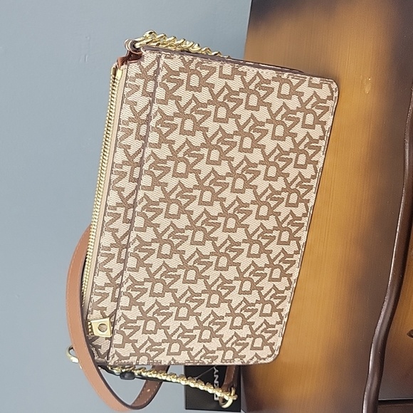 Dkny nwt thomasina crossbody - Picture 2 of 7